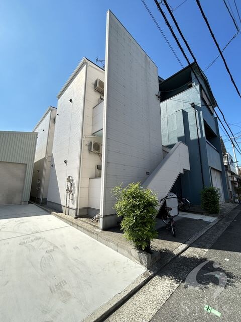 エール賑の物件外観写真