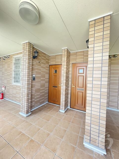 栂・美木多駅 徒歩12分 1階の物件外観写真