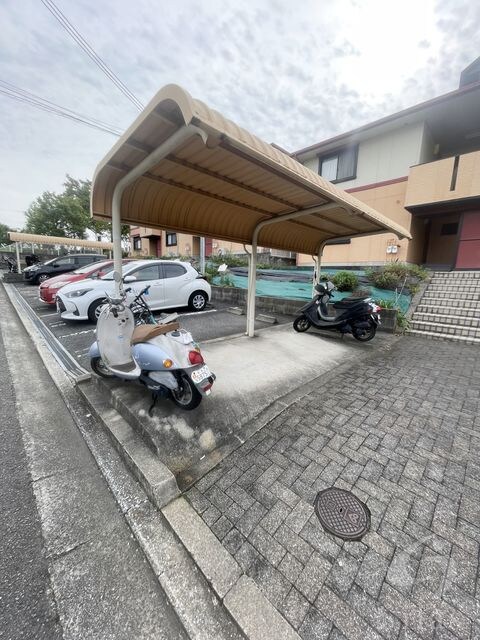 エセルディハイツA棟の物件外観写真