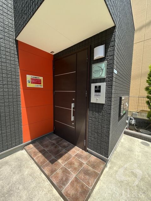 アンプルールフェール堺東の物件外観写真