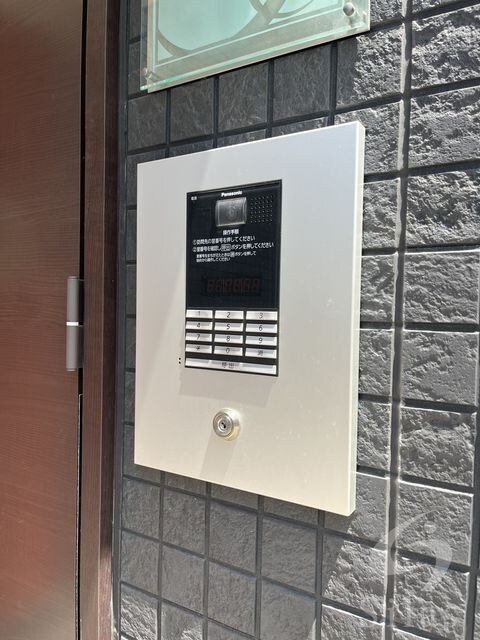 アンプルールフェール堺東の物件外観写真