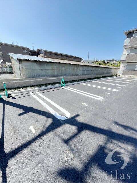 アビリ上野芝の物件外観写真