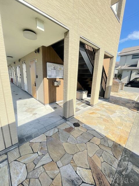 スリーハーブズ狭山Ⅰ番館の物件外観写真