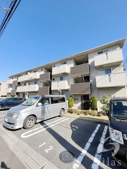 ファミリア金剛の物件外観写真