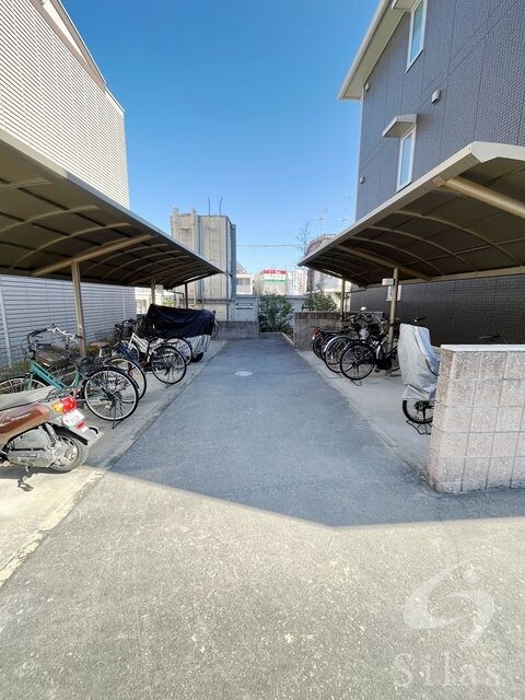 ファミリア金剛の物件外観写真