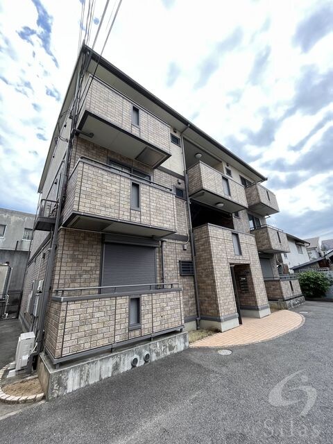 メゾン高津の物件外観写真