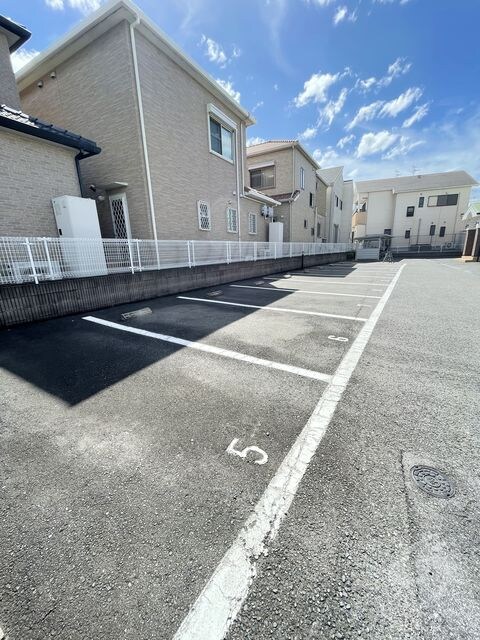 エン・フィールド大饗の物件外観写真