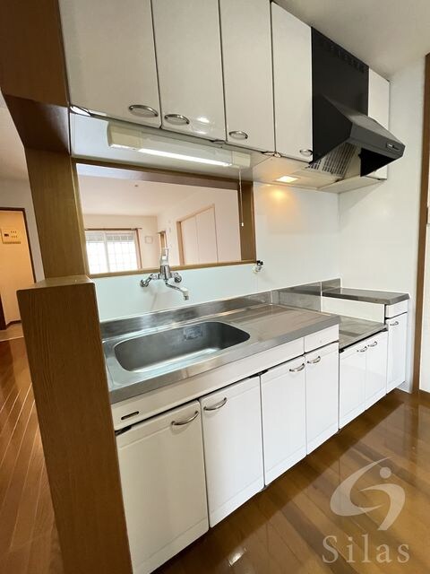 エン・フィールド大饗の物件内観写真