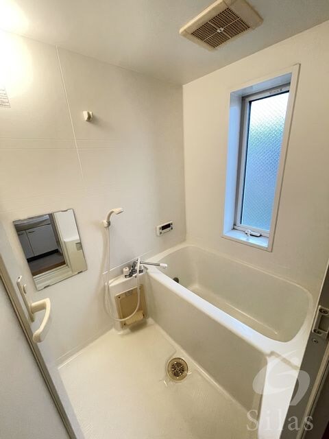 エン・フィールド大饗の物件内観写真