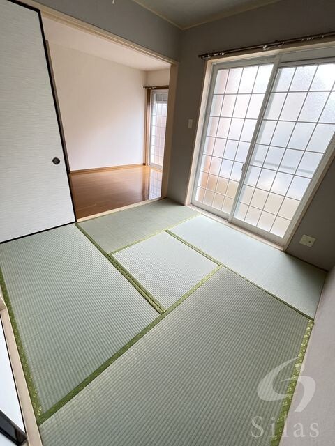 エン・フィールド大饗の物件内観写真