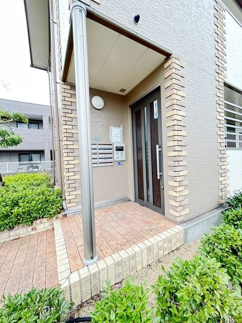 ヴィラブルームA棟の物件外観写真