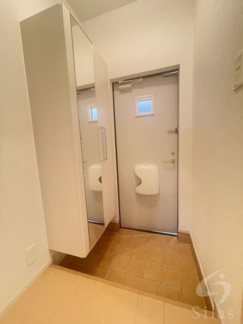 フローラ・香ヶ丘の物件内観写真