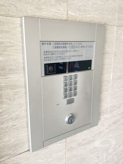 シュワーブ三国ヶ丘の物件外観写真