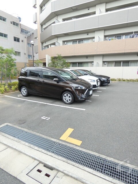 シュワーブ三国ヶ丘の物件外観写真