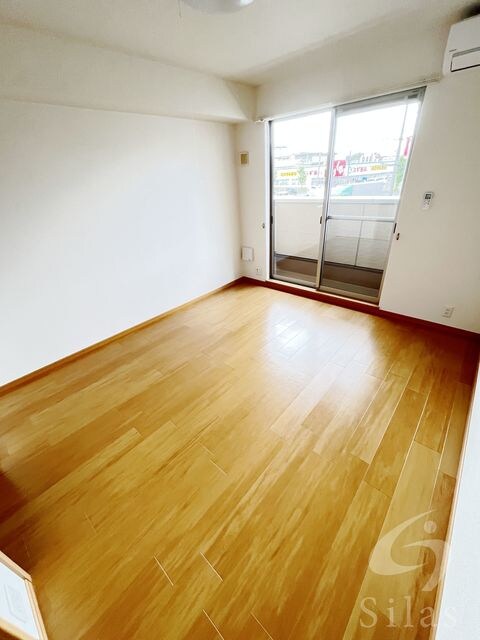 ハウスエルロンドの物件内観写真