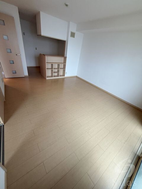 シャイニーパークの物件内観写真