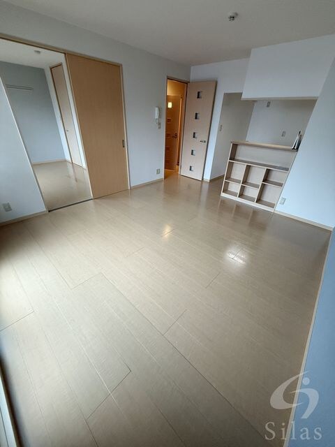 シャイニーパークの物件内観写真