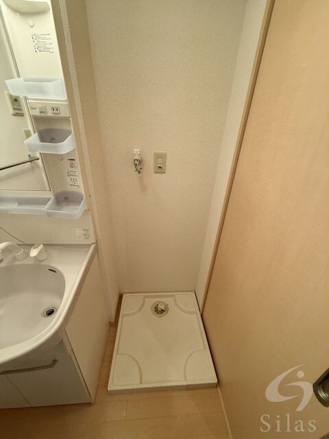 シャイニーパークの物件内観写真