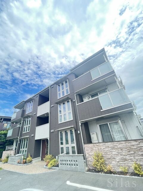 メゾンドール北野田の物件外観写真