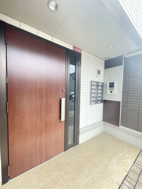 メゾンドール北野田の物件外観写真