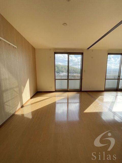 シャーメゾン光明池D棟の物件内観写真