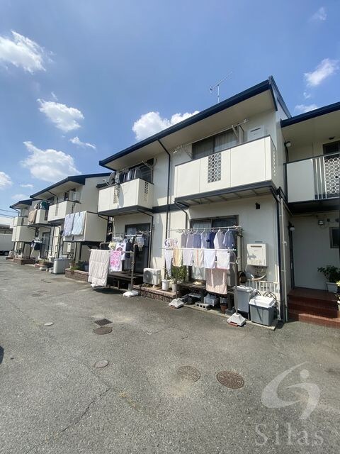 ロイヤルシャルム米田の物件外観写真