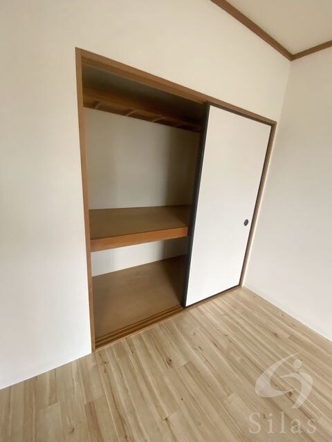 ロイヤルシャルム米田の物件内観写真