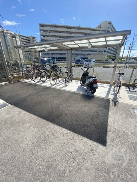 フジパレス東羽倉崎町の物件外観写真