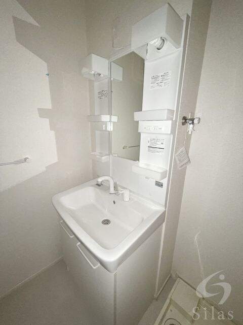 ストラーダ　ディ　ラピスの物件内観写真