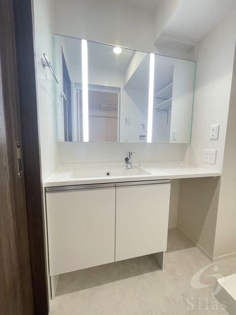 エーデル自由丘Ⅲの物件内観写真