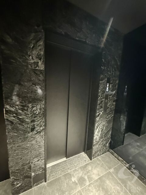 S-RESIDENCE堺浜寺broadの物件外観写真