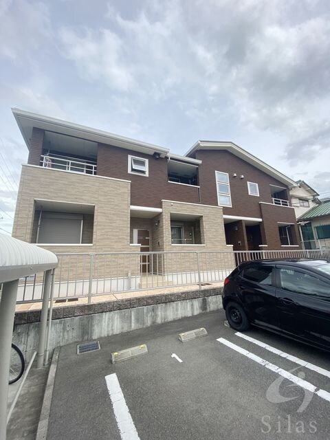 フォンデの物件外観写真