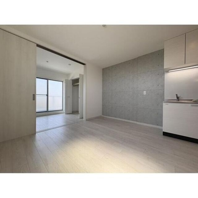 ロジェ泉佐野の物件内観写真