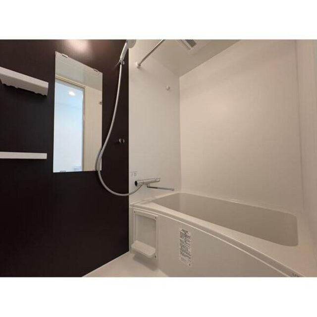 ロジェ泉佐野の物件内観写真