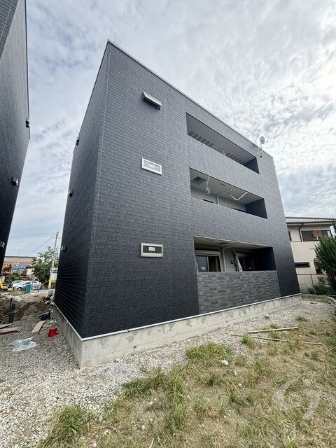 グランメゾンゆずり葉Ⅰ番館の物件外観写真