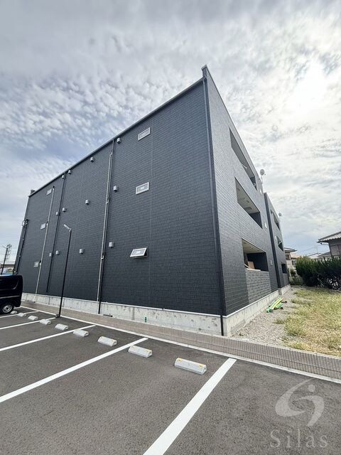 グランメゾンゆずり葉Ⅱ番館の物件外観写真