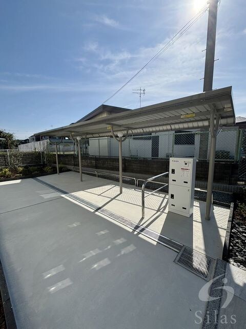 エヌ　プラスの物件外観写真