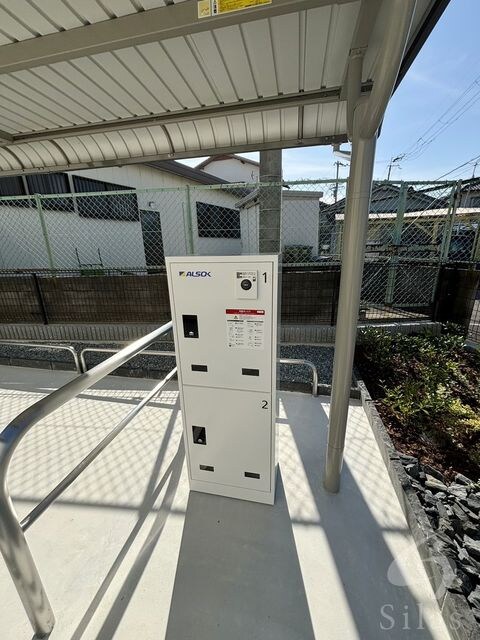 エヌ　プラスの物件外観写真