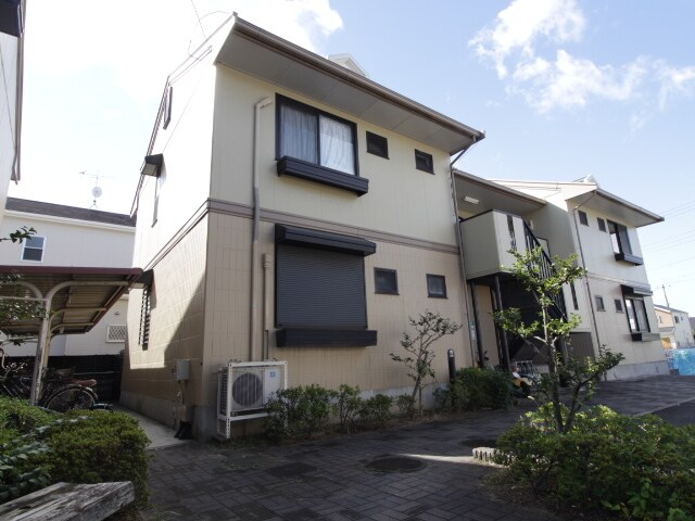 ディアコート　A棟の物件外観写真