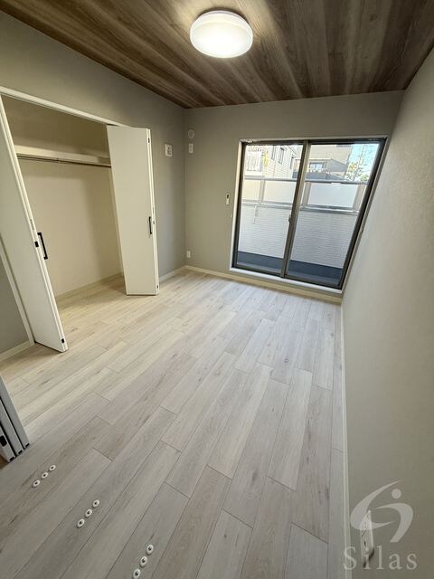 クリエオーレ初芝の物件内観写真