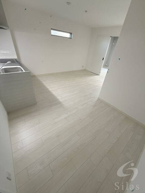 クリエオーレ初芝の物件内観写真