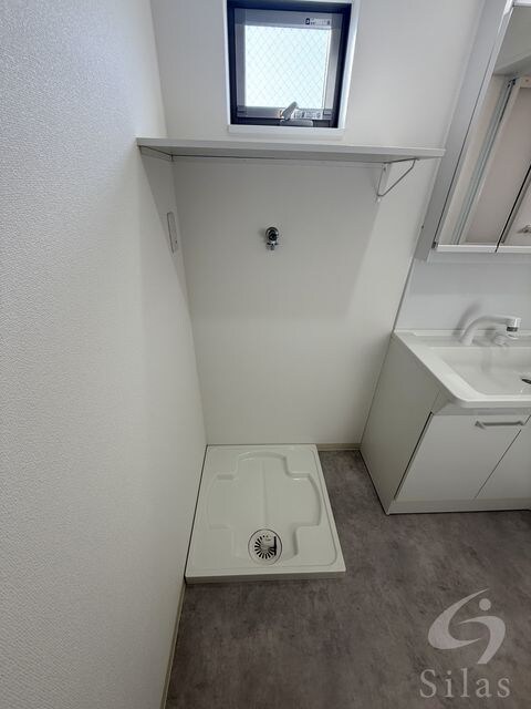 クリエオーレ初芝の物件内観写真