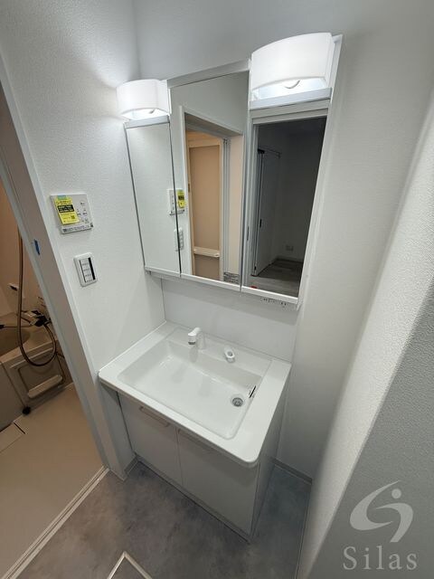 クリエオーレ初芝の物件内観写真