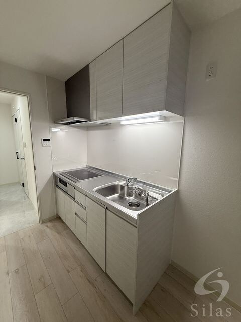 クリエオーレ初芝の物件内観写真