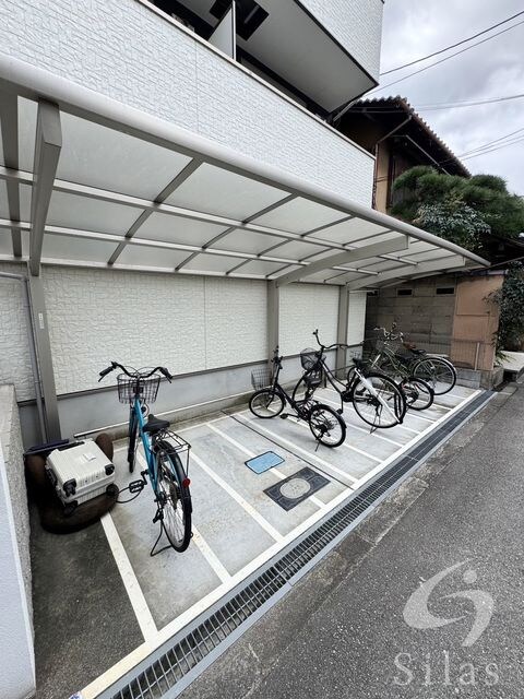 クローバーハイツ鷹合の物件外観写真