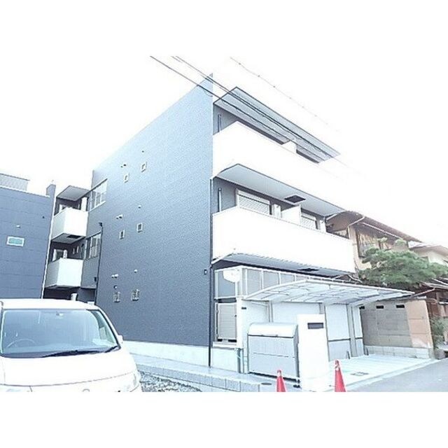 クローバーハイツ鷹合の物件外観写真