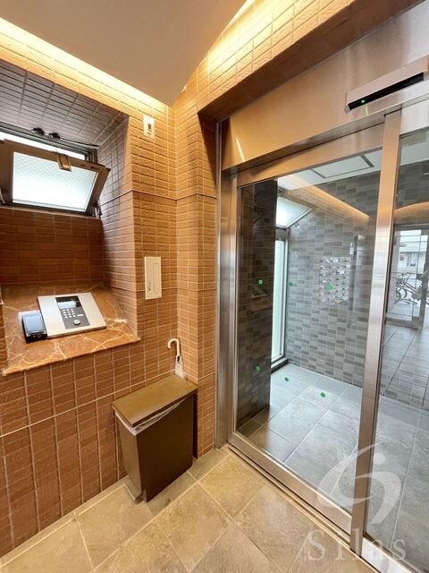 東部市場前駅 徒歩8分 8階の物件外観写真