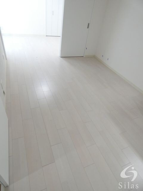 クリエオーレ安立の物件内観写真