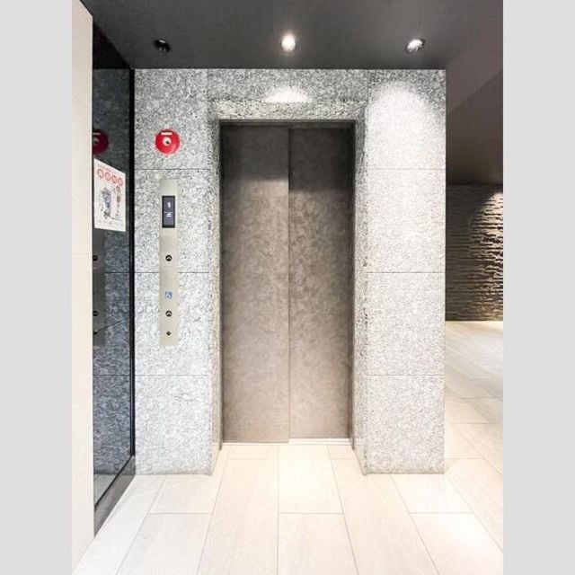 堺市駅 徒歩3分 3階の物件外観写真