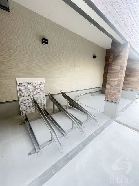 石津川駅 徒歩4分 1階の物件外観写真